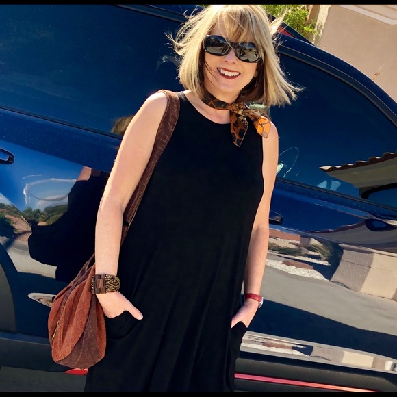 Meet your Posher, Darlene - Picture 1 of 3